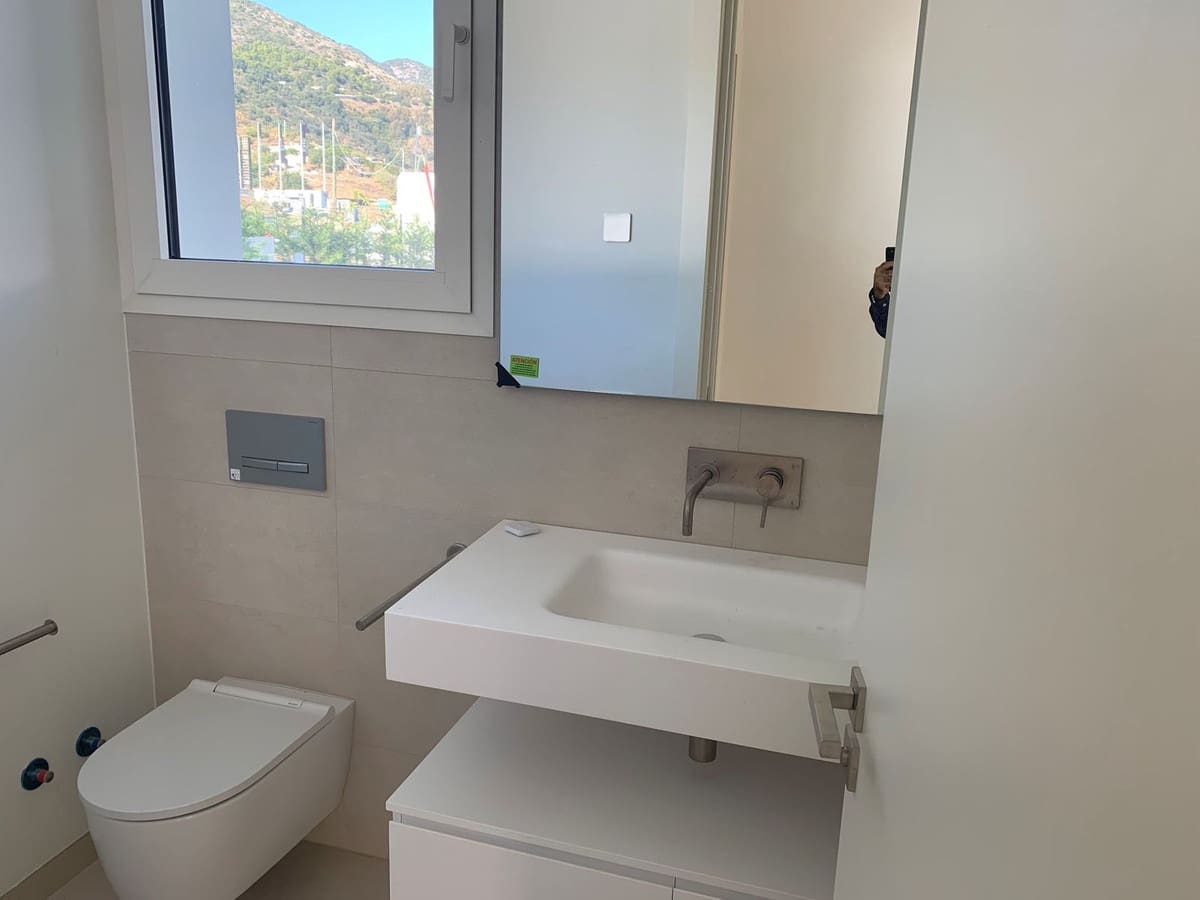 4 soverom Villa til salgs i Marbella med svømmebasseng garasje - € 4 500 000 (Ref: 9401639)