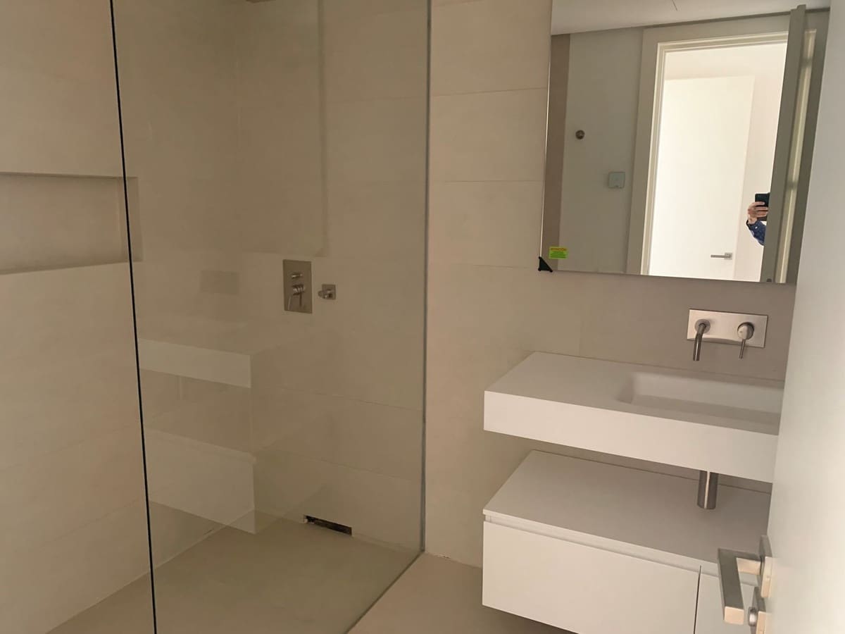 4 soverom Villa til salgs i Marbella med svømmebasseng garasje - € 4 500 000 (Ref: 9401639)