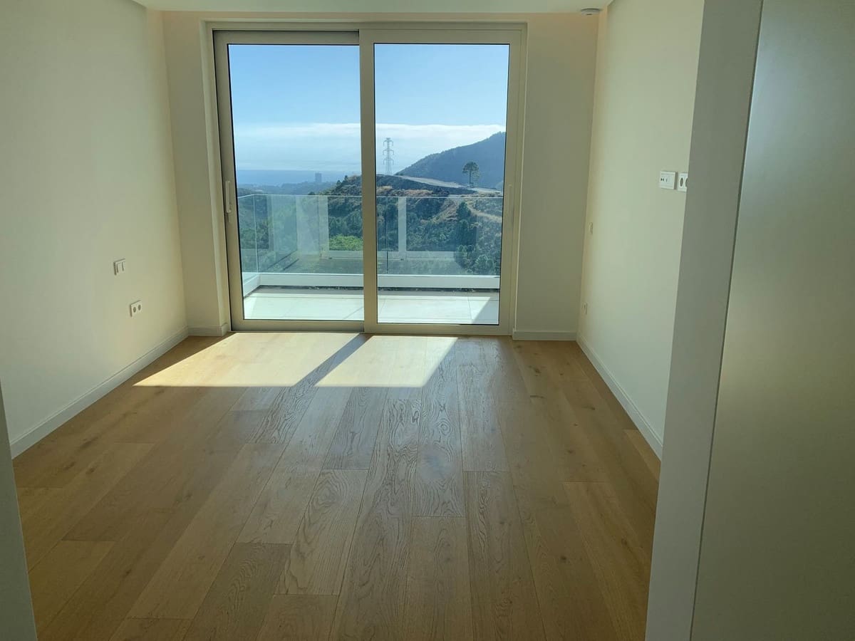 4 soverom Villa til salgs i Marbella med svømmebasseng garasje - € 4 500 000 (Ref: 9401639)