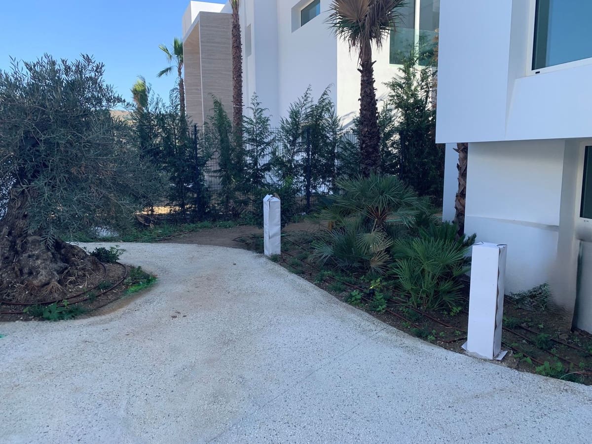 4 soverom Villa til salgs i Marbella med svømmebasseng garasje - € 4 500 000 (Ref: 9401639)