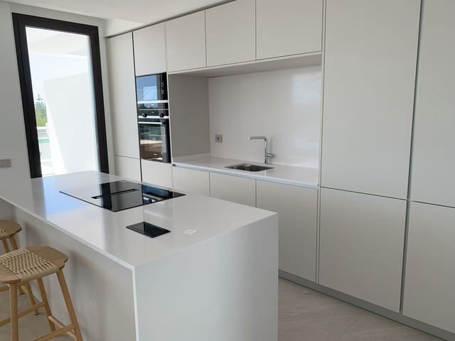 2 sypialnia Apartament na sprzedaż w Marbella z basenem - 1 125 000 € (Ref: 9401645)