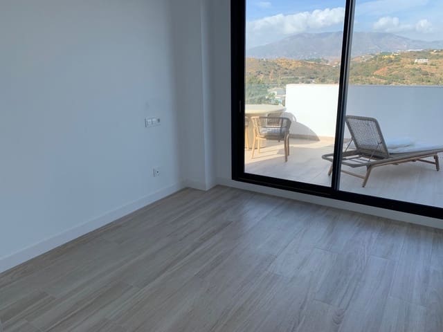 2 slaapkamer Appartement te koop in Mijas met zwembad garage - € 535.000 (Ref: 9401649)