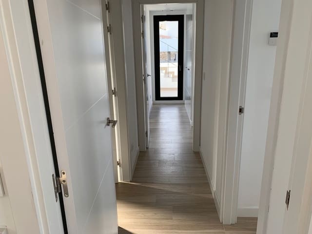 2 slaapkamer Appartement te koop in Mijas met zwembad garage - € 535.000 (Ref: 9401649)