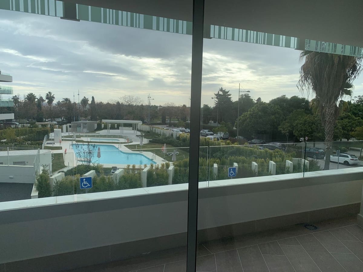 3 bedroom Apartment for sale in Marbella with pool - € 790,000 (Ref: 9401679)