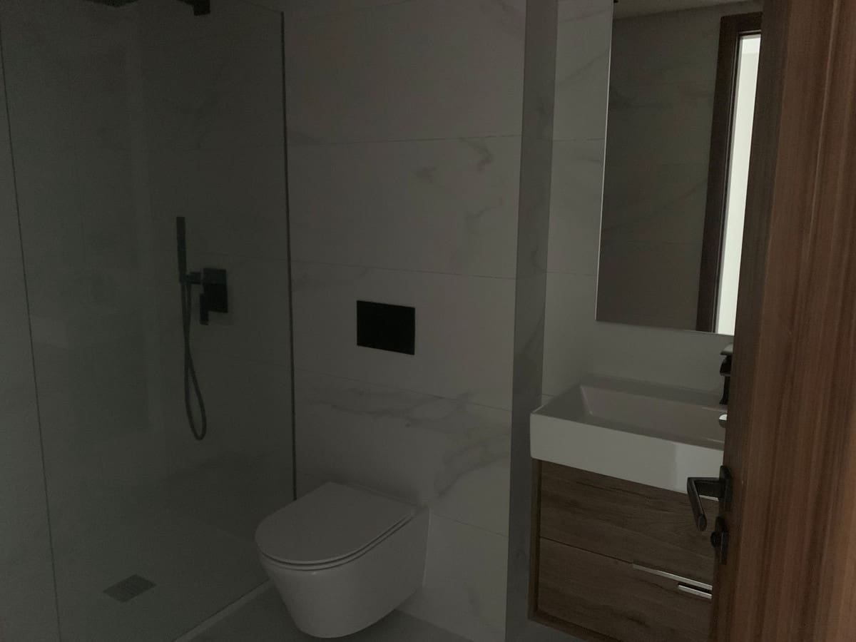 2 bedroom Apartment for sale in Marbella with pool - € 645,000 (Ref: 9401681)