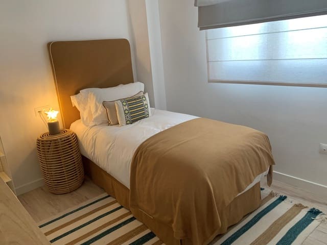 3 sypialnia Apartament na sprzedaż w Marbella z garażem - 385 000 € (Ref: 9401684)