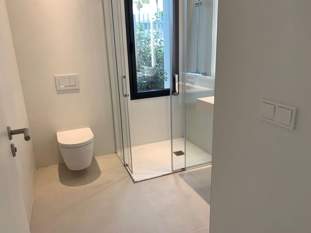 4 bedroom Semi-detached Villa for sale in Marbella with pool garage - € 1,795,000 (Ref: 9401689)