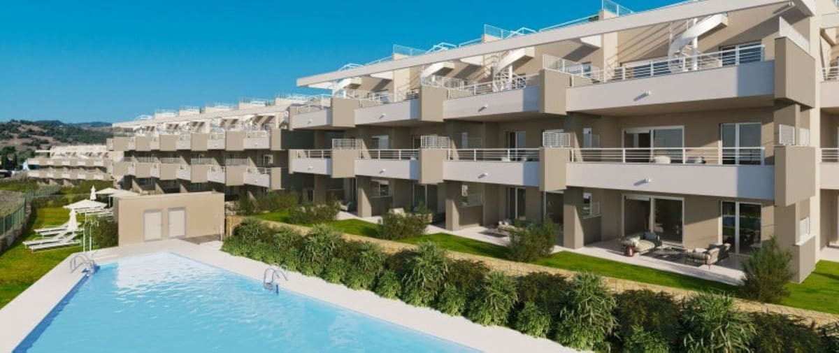 2 makuuhuone Kattohuoneisto myytävänä paikassa Estepona mukana uima-altaan - 430 000 € (Ref: 9409679)