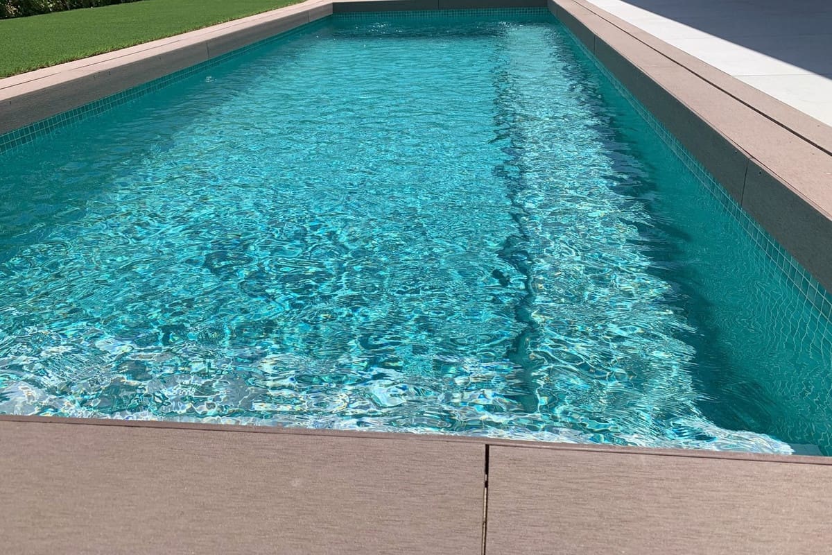 3 bedroom Penthouse for sale in Marbella with pool - € 1,480,000 (Ref: 9449344)