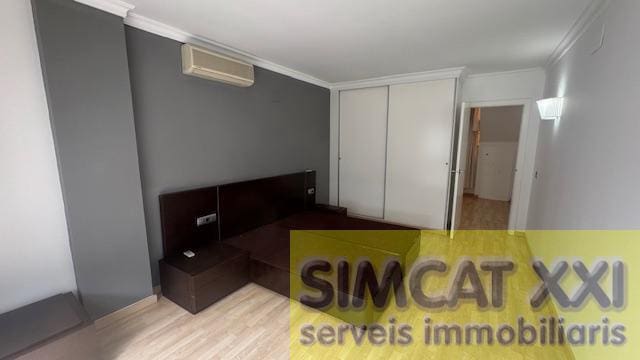 5 bedroom Apartment for sale in Figueres with garage - € 285,000 (Ref: 9691518)