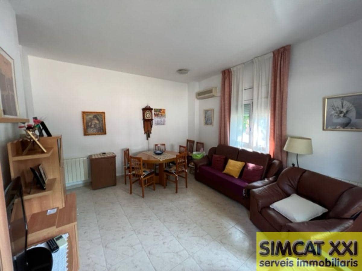 3 bedroom Flat for sale in Figueres - € 178,000 (Ref: 9691519)