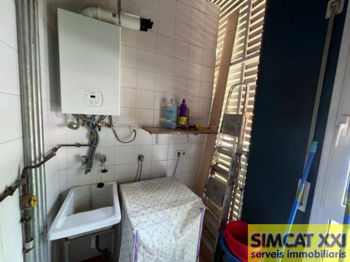 3 bedroom Flat for sale in Figueres - € 178,000 (Ref: 9691519)