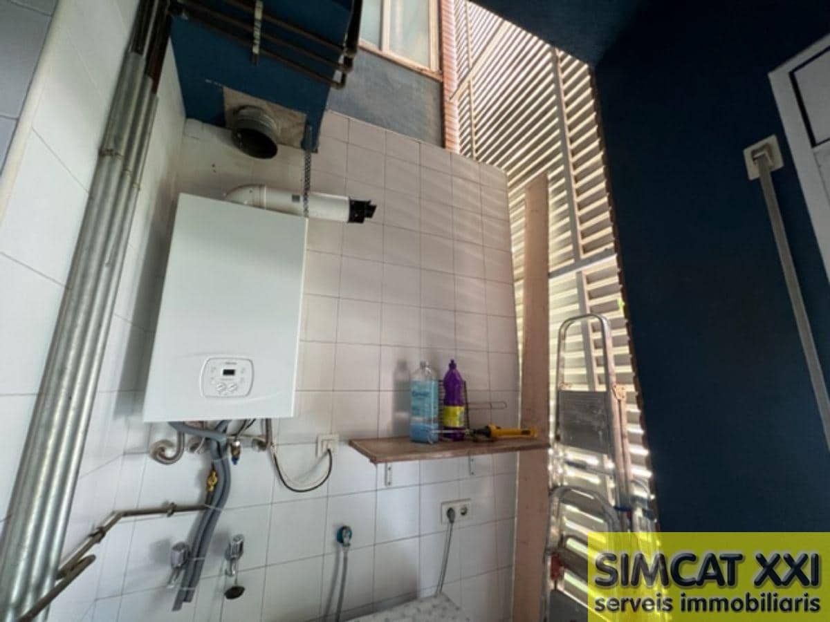 3 bedroom Flat for sale in Figueres - € 178,000 (Ref: 9691519)