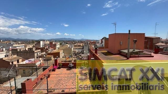 3 bedroom Flat for sale in Figueres - € 199,500 (Ref: 9691522)