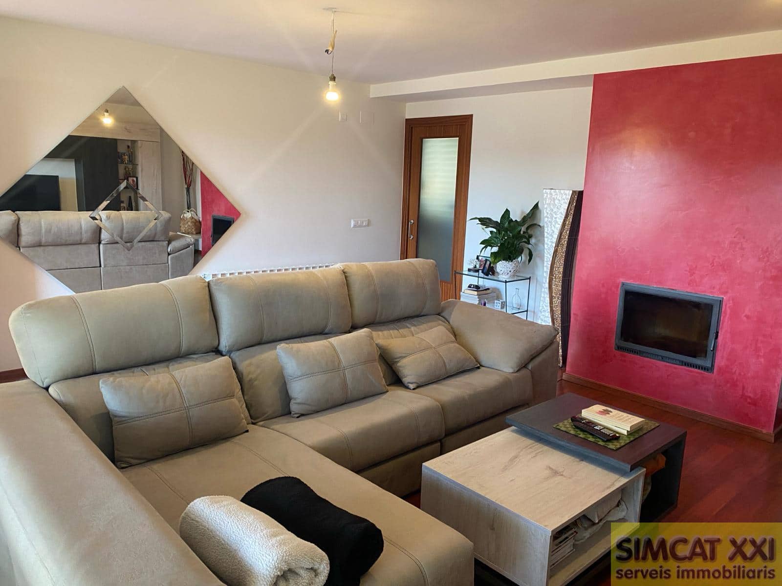 4 soveværelse Rækkehus til salg i Navata med garage - € 360.000 (Ref: 9691525)