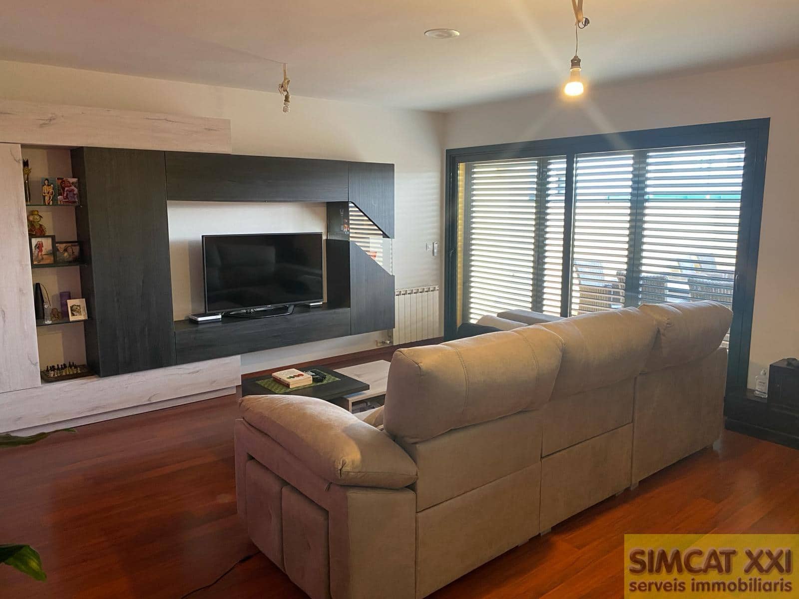 4 soveværelse Rækkehus til salg i Navata med garage - € 360.000 (Ref: 9691525)