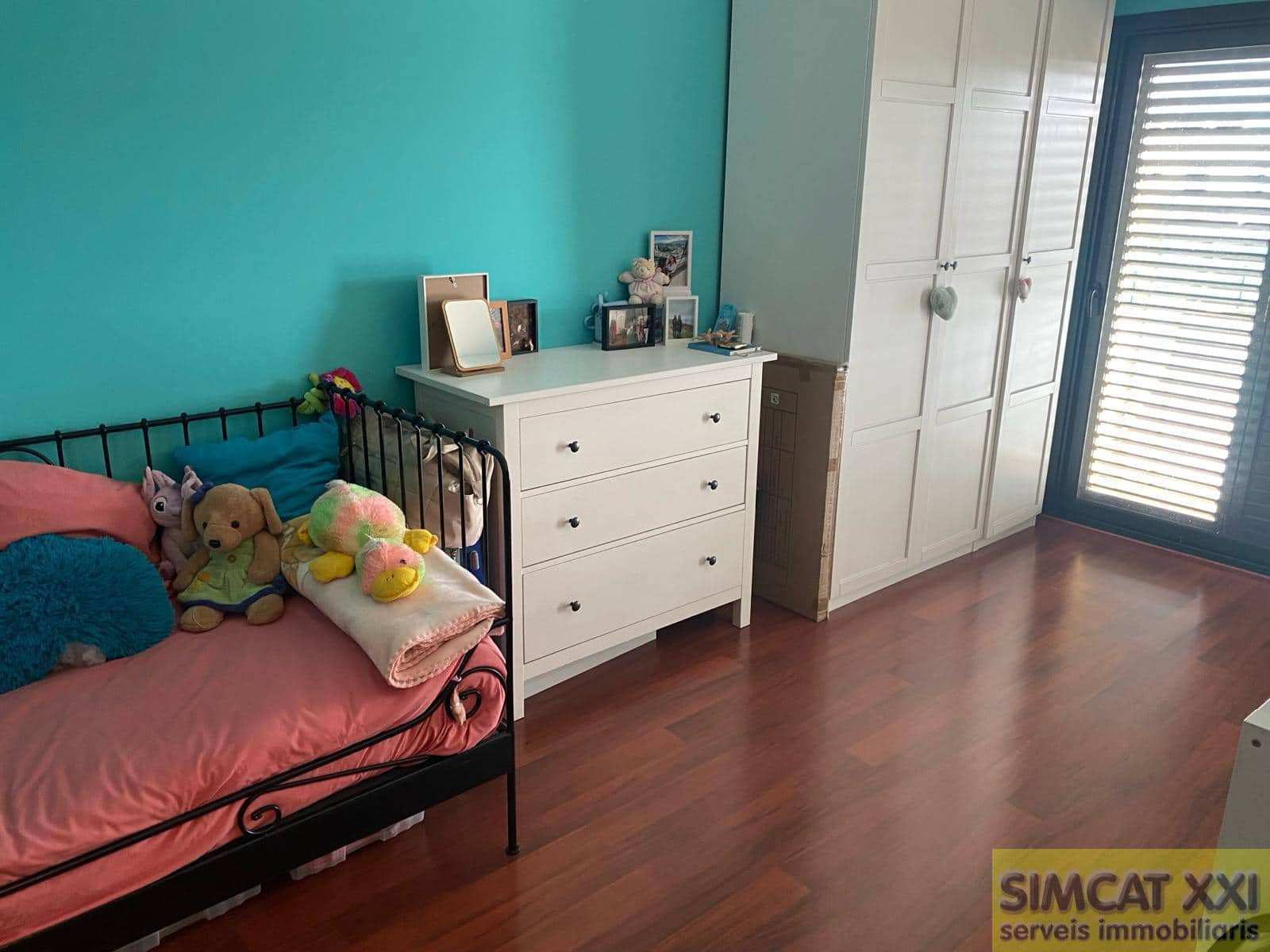 4 soveværelse Rækkehus til salg i Navata med garage - € 360.000 (Ref: 9691525)