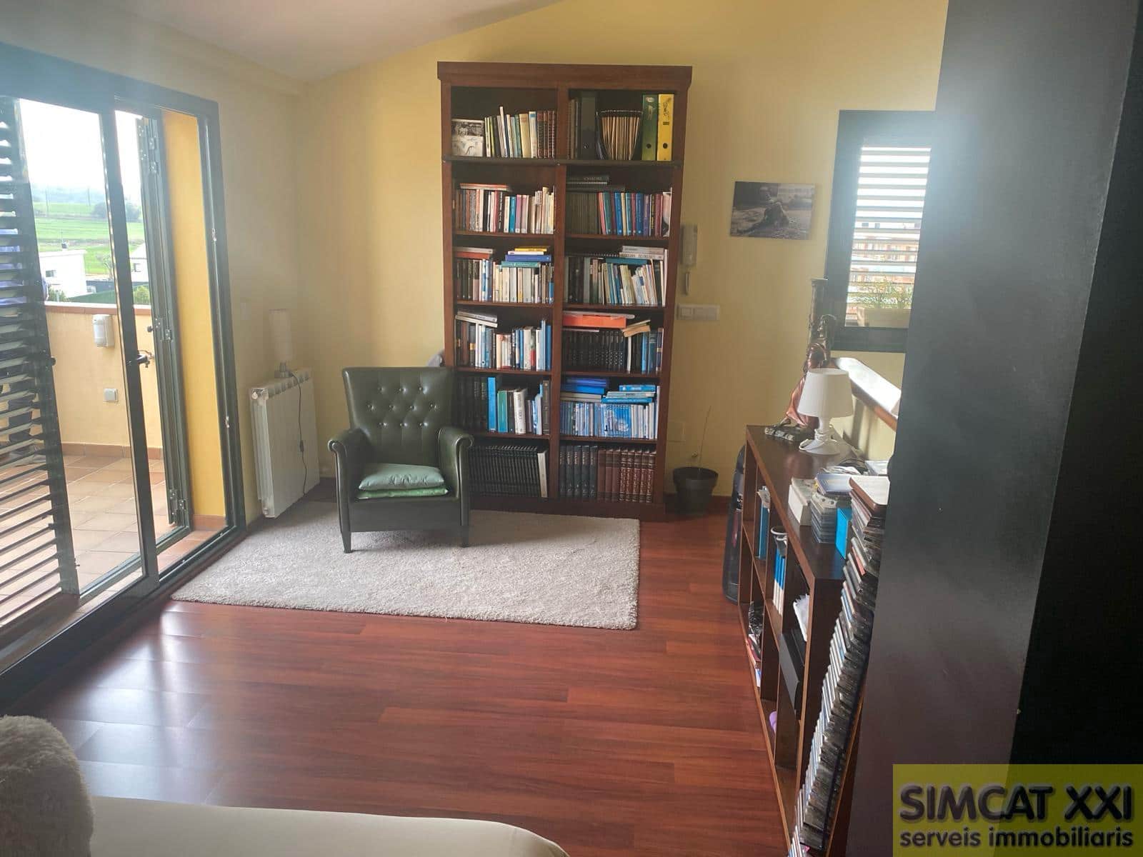 4 soveværelse Rækkehus til salg i Navata med garage - € 360.000 (Ref: 9691525)