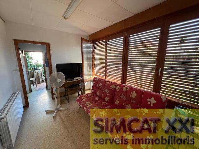 7 bedroom Finca/Country House for sale in Garrigas with garage - € 475,000 (Ref: 9691527)