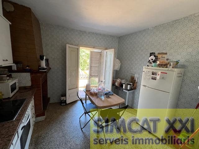 7 bedroom Finca/Country House for sale in Garrigas with garage - € 475,000 (Ref: 9691527)