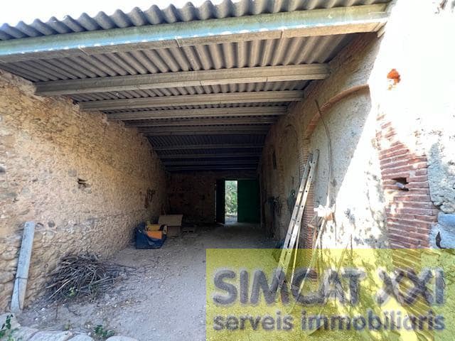 7 bedroom Finca/Country House for sale in Garrigas with garage - € 475,000 (Ref: 9691527)