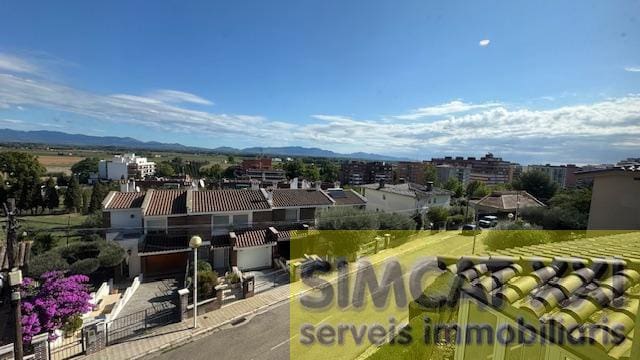 4 chambre Villa/Maison à vendre à Figueres avec garage - 490 000 € (Ref: 9691530)