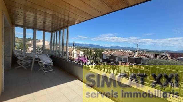 4 chambre Villa/Maison à vendre à Figueres avec garage - 490 000 € (Ref: 9691530)