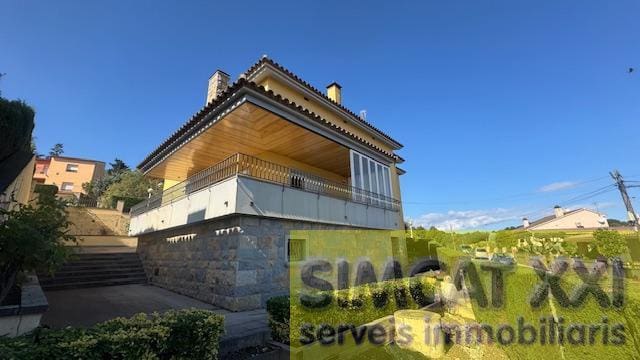 4 chambre Villa/Maison à vendre à Figueres avec garage - 490 000 € (Ref: 9691530)