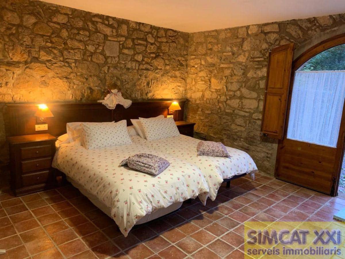 8 bedroom Finca/Country House for sale in La Vall de Bianya - € 1,000,000 (Ref: 9691532)