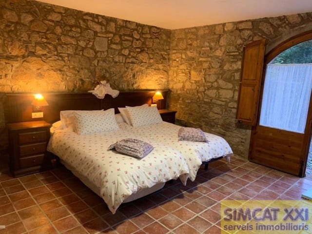 8 bedroom Finca/Country House for sale in La Vall de Bianya - € 1,000,000 (Ref: 9691532)