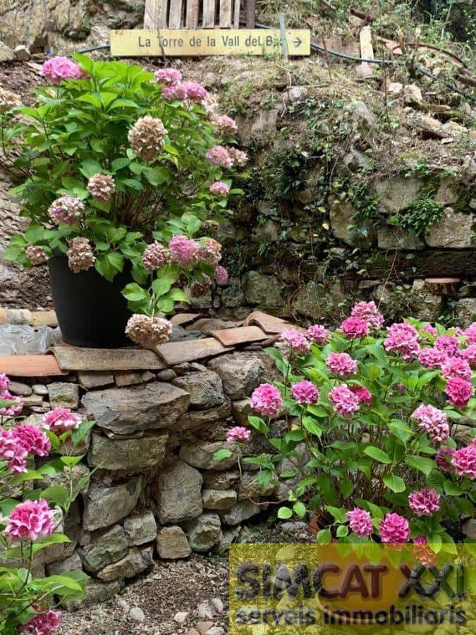 8 bedroom Finca/Country House for sale in La Vall de Bianya - € 1,000,000 (Ref: 9691532)