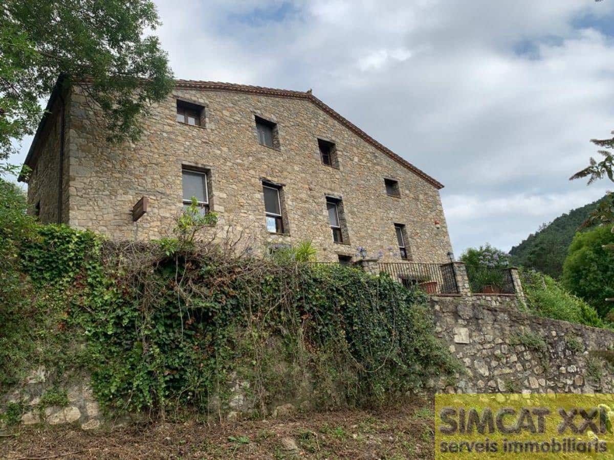 8 bedroom Finca/Country House for sale in La Vall de Bianya - € 1,000,000 (Ref: 9691532)