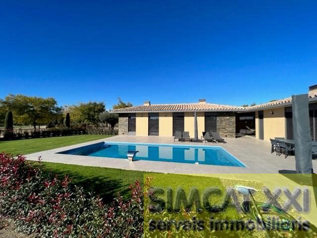 4 soveværelse Villa til salg i Navata med swimmingpool - € 1.075.000 (Ref: 9691534)