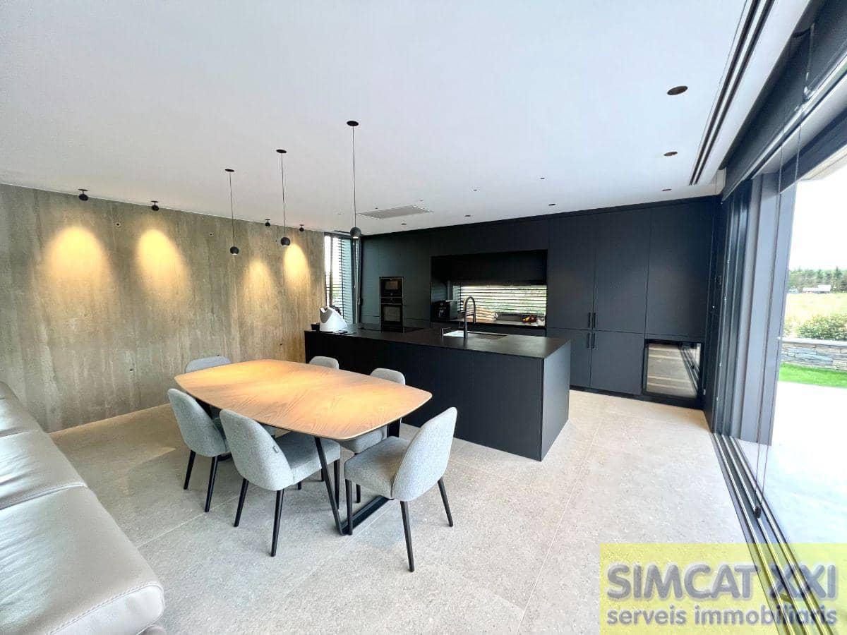 4 soveværelse Villa til salg i Navata med swimmingpool - € 1.075.000 (Ref: 9691534)