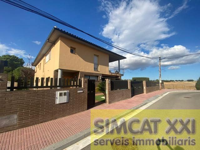 4 chambre Villa/Maison à vendre à Vilamalla avec piscine garage - 520 000 € (Ref: 9691537)