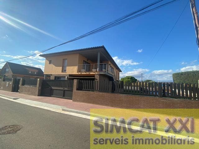 4 chambre Villa/Maison à vendre à Vilamalla avec piscine garage - 520 000 € (Ref: 9691537)