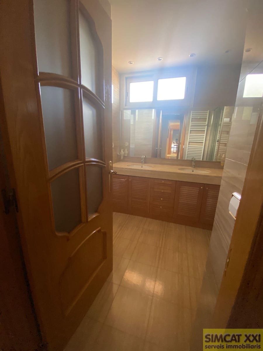 4 chambre Villa/Maison à vendre à Vilamalla avec piscine garage - 520 000 € (Ref: 9691537)