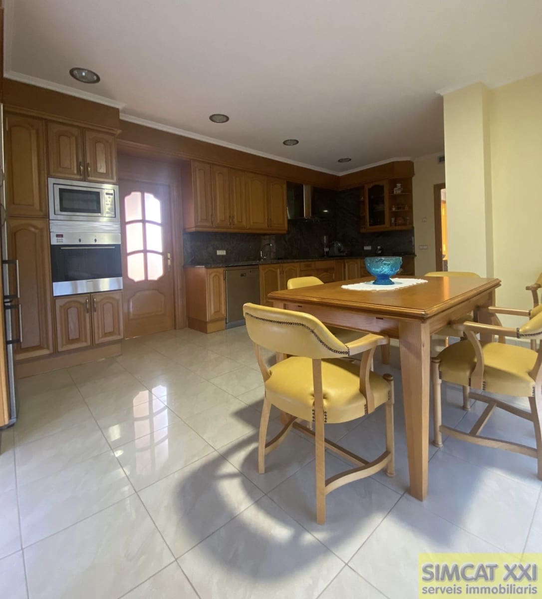 4 chambre Villa/Maison à vendre à Vilamalla avec piscine garage - 520 000 € (Ref: 9691537)