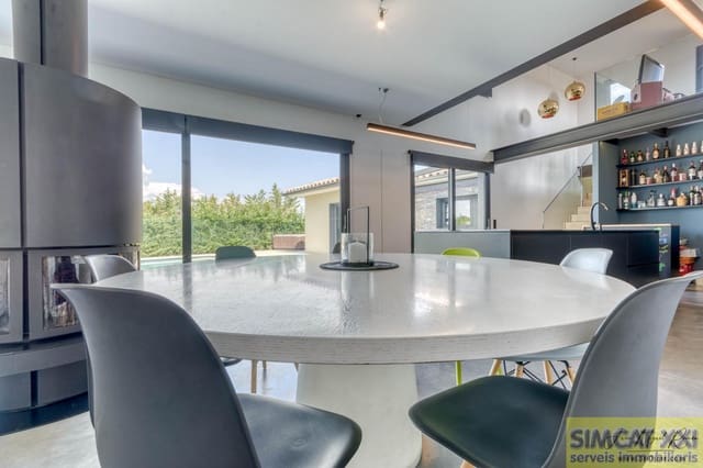 4 chambre Villa/Maison à vendre à Navata - 760 000 € (Ref: 9691538)