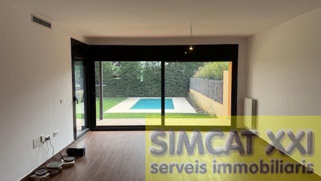 5 chambre Villa/Maison à vendre à Avinyonet de Puigventos - 618 000 € (Ref: 9691540)