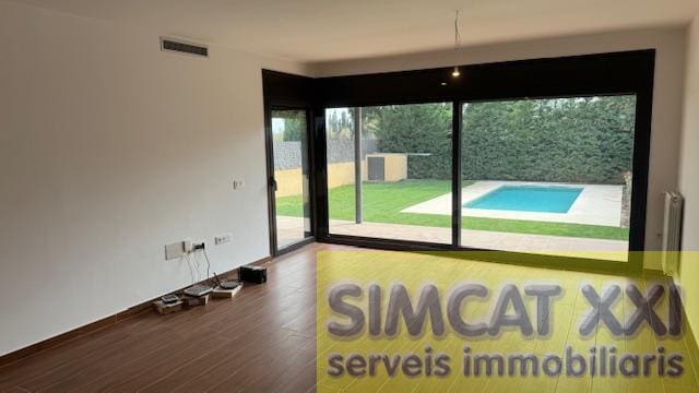 5 chambre Villa/Maison à vendre à Avinyonet de Puigventós - 618 000 € (Ref: 9691540)