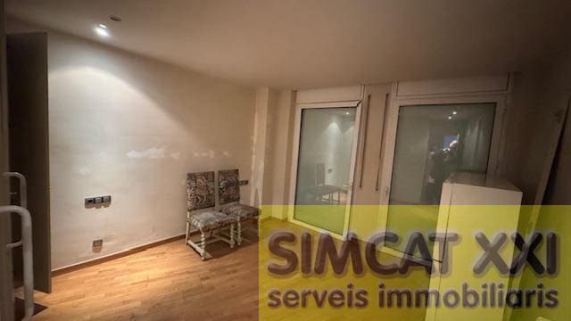 5 bedroom Apartment for sale in Figueres - € 279,000 (Ref: 9691541)