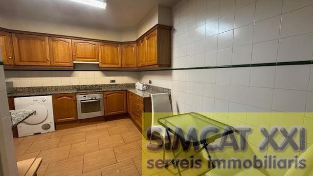 5 bedroom Apartment for sale in Figueres - € 279,000 (Ref: 9691541)