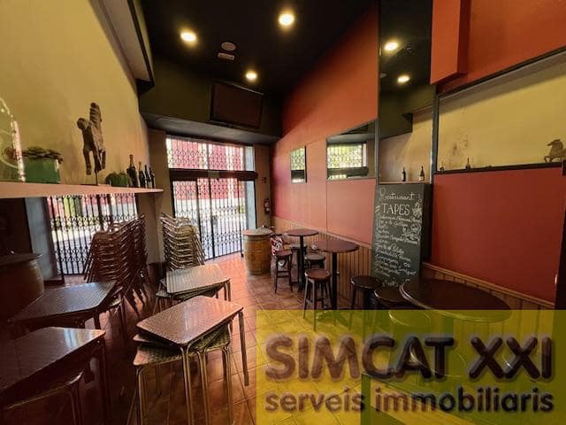 4 bedroom Commercial for sale in Figueres - € 126,000 (Ref: 9691570)