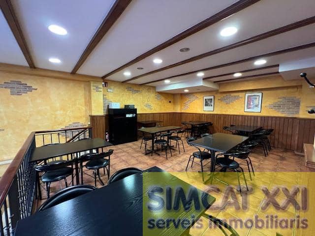 4 bedroom Commercial for sale in Figueres - € 126,000 (Ref: 9691570)