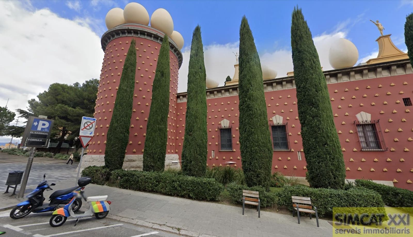 4 bedroom Commercial for sale in Figueres - € 126,000 (Ref: 9691570)