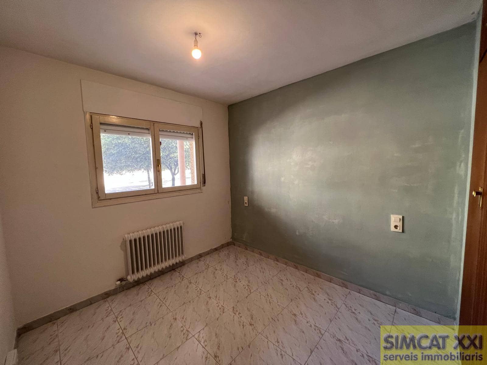 1 bedroom Flat for sale in Figueres - € 85,000 (Ref: 9699115)