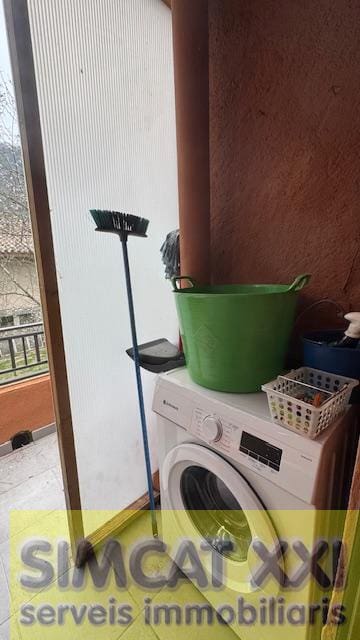 3 bedroom Flat for rent in Albanya - € 700 (Ref: 9702402)