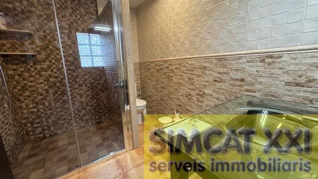 3 bedroom Flat for rent in Albanya - € 700 (Ref: 9702402)