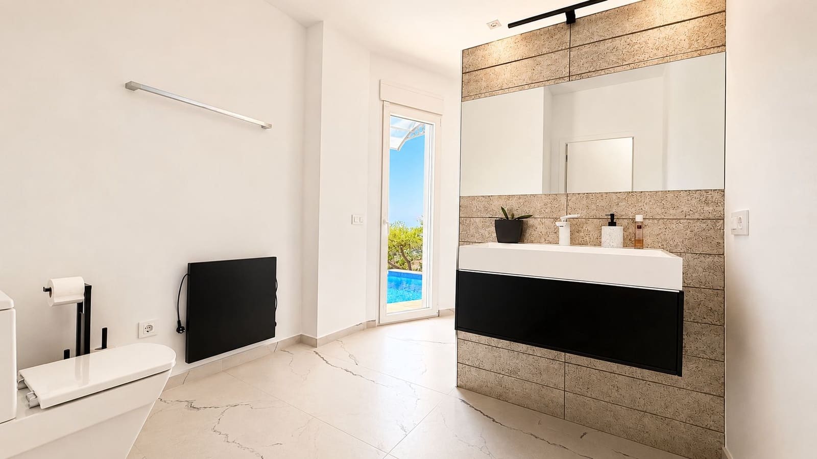 4 soveværelse Villa til salg i Denia med swimmingpool garage - € 1.499.000 (Ref: 10004481)